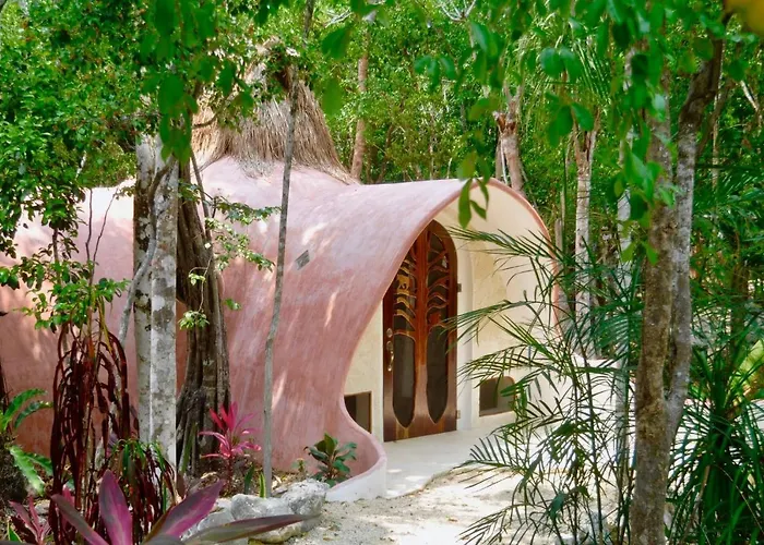 Lodge Unique Jungle Dome Kaa Balcheil
